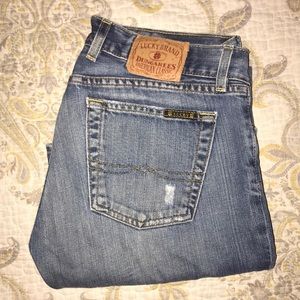 ✨LUCKY BRAND BOOTCUT SIZE 6/28